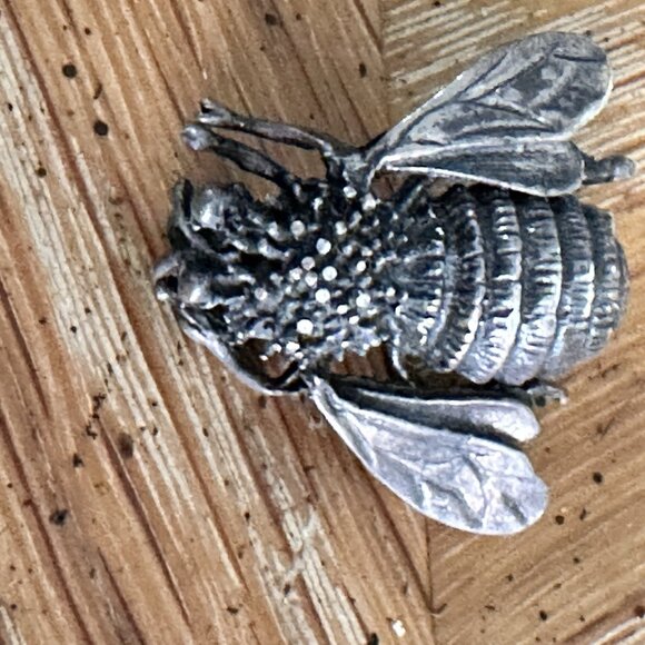 Vintage Sterling Silver Bee Brooch Signed Israel – Figural Insect Pin Nature 1 “ - Picture 8 of 10